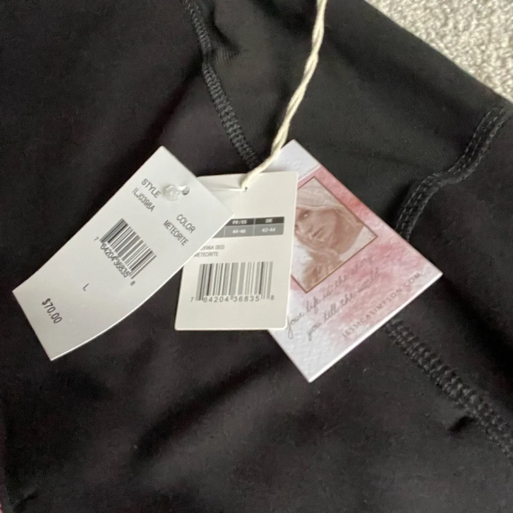 NWT Jessica Simpson black zip up size L - Picture 3 of 3